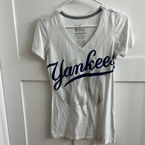 New York Yankees Nike Tee
